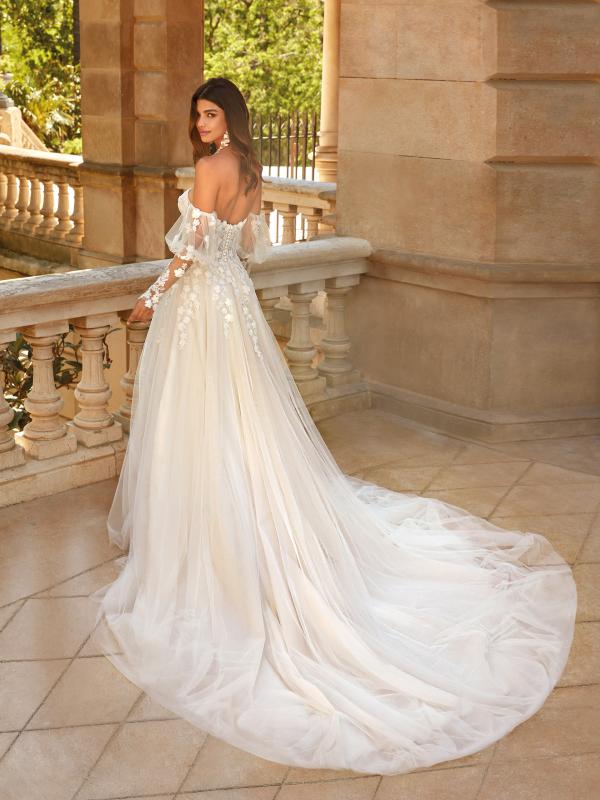 Wedding dress Esther [2544], Romantic 2025 Collection 