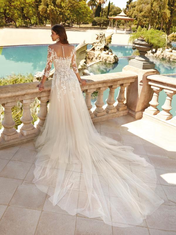 Wedding dress Erica [2552], Romantic 2025 Collection 