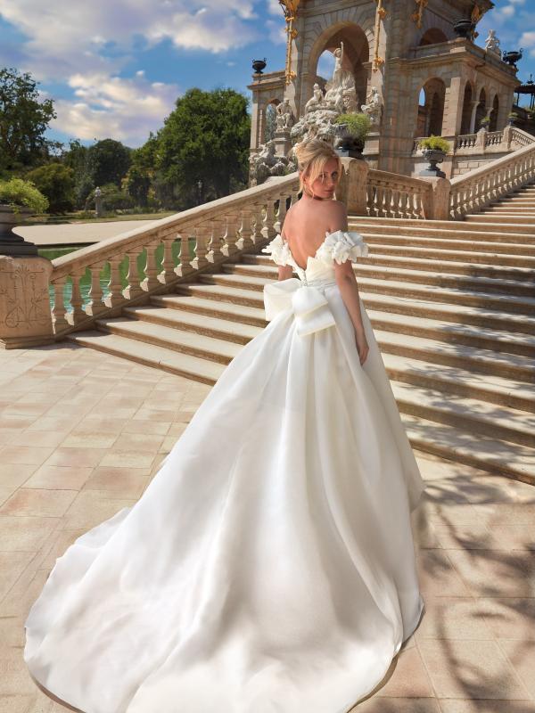 Wedding dress Avery [2557], Romantic 2025 Collection 